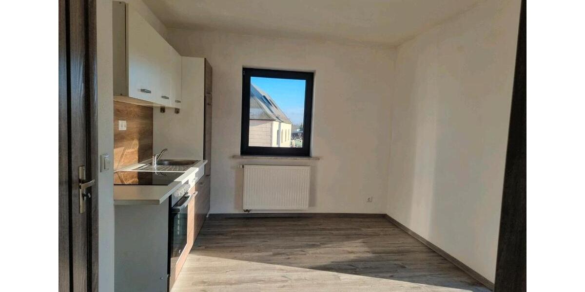Etagenwohnung Grafenwöhr - 2 Zimmer, 80 m&sup2;, 750&euro; | Angebot:26657202