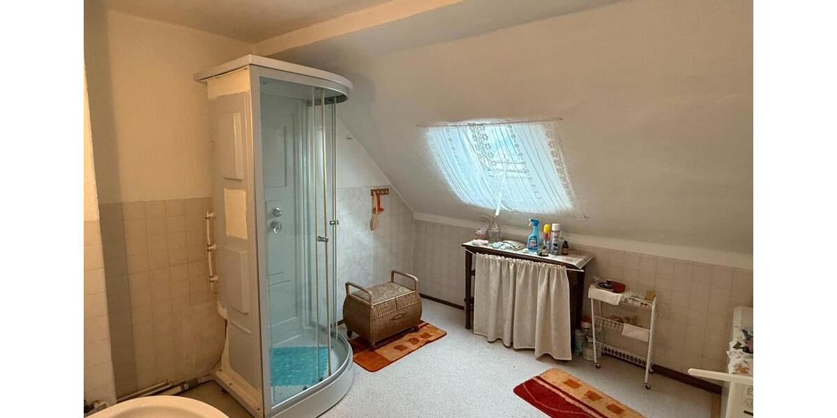 Einfamilienhaus Pasewalk - 12 Zimmer, 300 m&sup2;, 70.000&euro; | Angebot:26164965