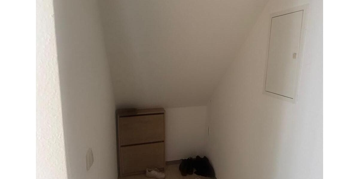 Dachgeschoßwohnung Hungen - 1 Zimmer, 39 m&sup2;, 380&euro; | Angebot:26295129