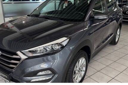 Hyundai TUCSON 39.000 km 15.490 &euro; Wesel 46485