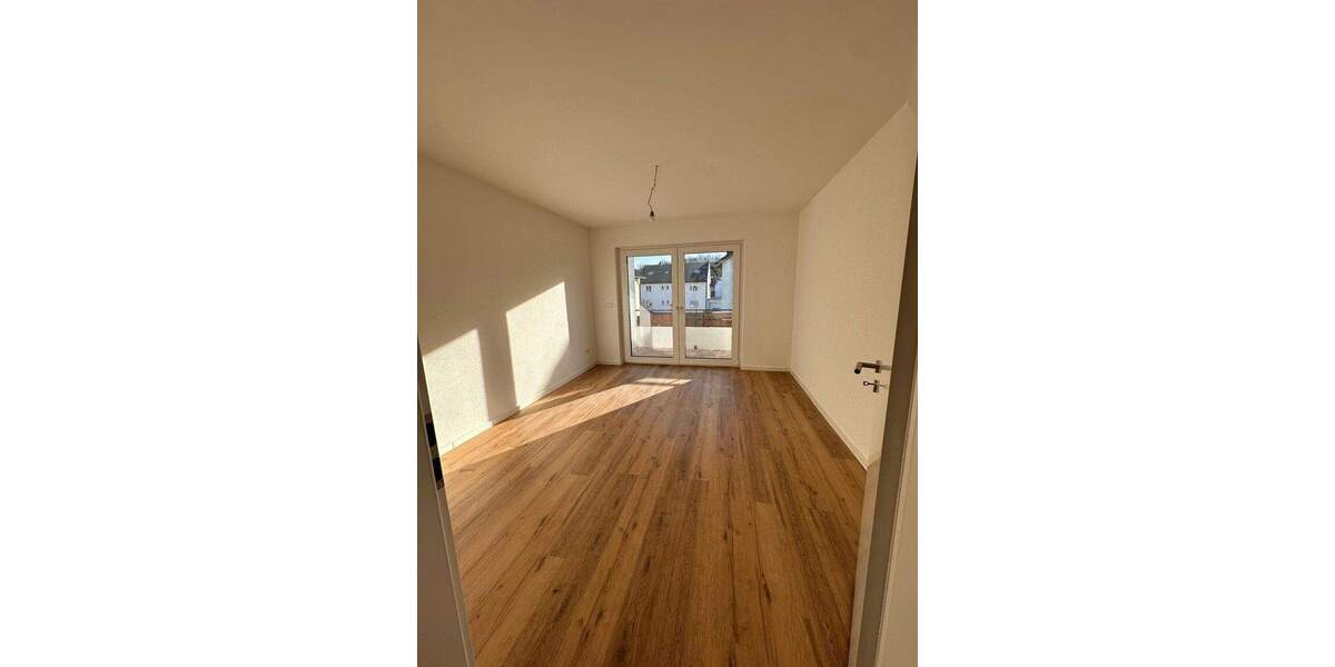 Etagenwohnung Markgröningen Unterriexingen - 4 Zimmer, 102 m&sup2;, 1.400&euro; | Angebot:25339230