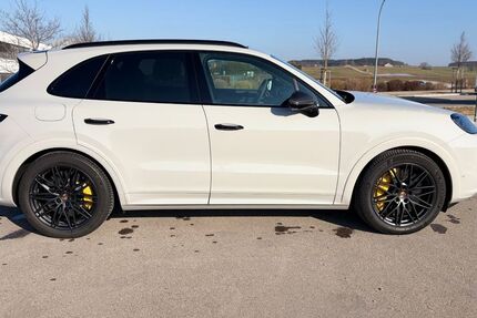 Porsche Cayenne 5.880 km 169.900 &euro; Kaufbeuren 87600