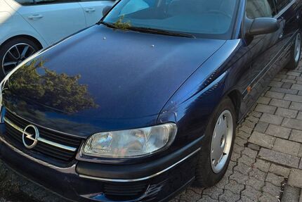 Opel Omega 128.000 km 2.200 &euro; München 81375