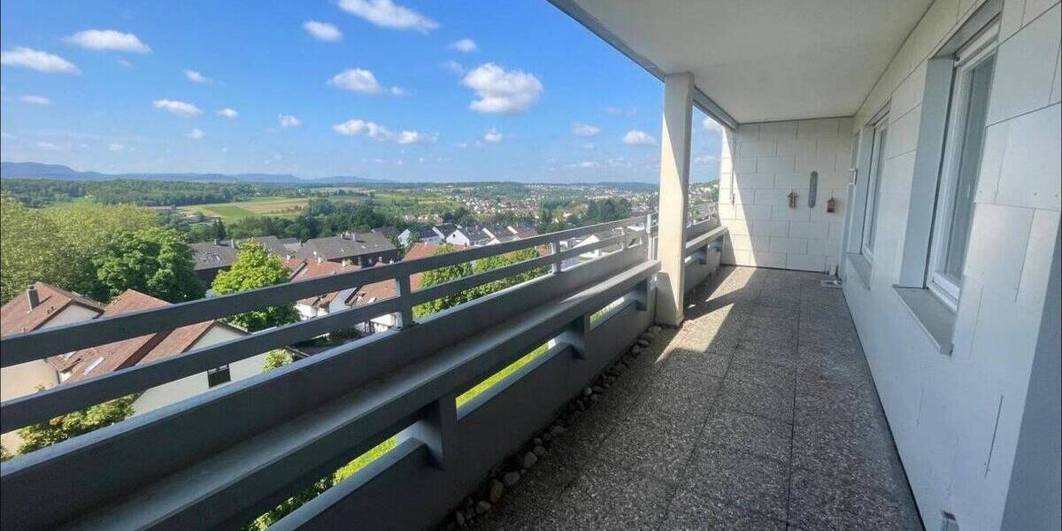 Großzügige 4-Zimmer-Wohnung im Reusch mit traumhafter Aussicht 4 zimmer