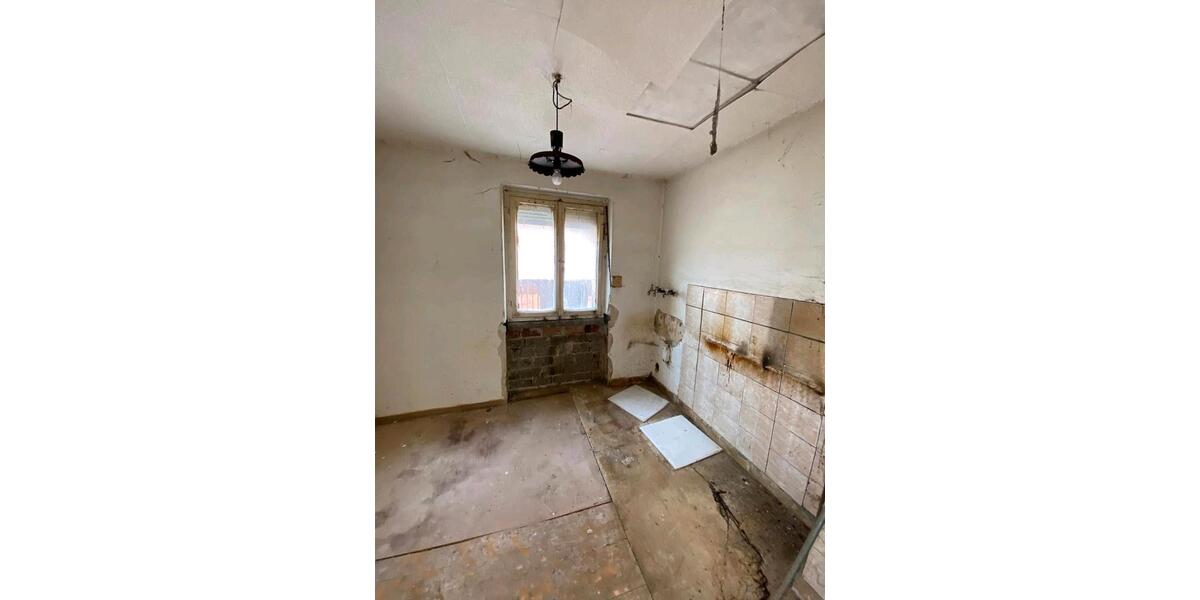 Einfamilienhaus Kronach - 5 Zimmer, 130 m&sup2;, 49.000&euro; | Angebot:24017267
