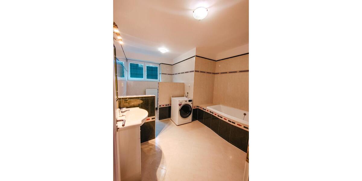 Einfamilienhaus Freyung - 7 Zimmer, 280 m&sup2;, 990.000&euro; | Angebot:26605696