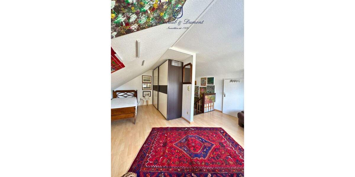 Einfamilienhaus mit Wintergarten, Garage + parkähnlichem Garten 6 zimmer