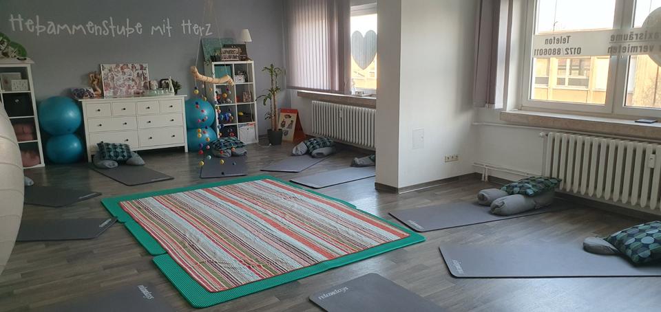 Helle, freundliche Geschäftsräume zu vermieten zimmer
