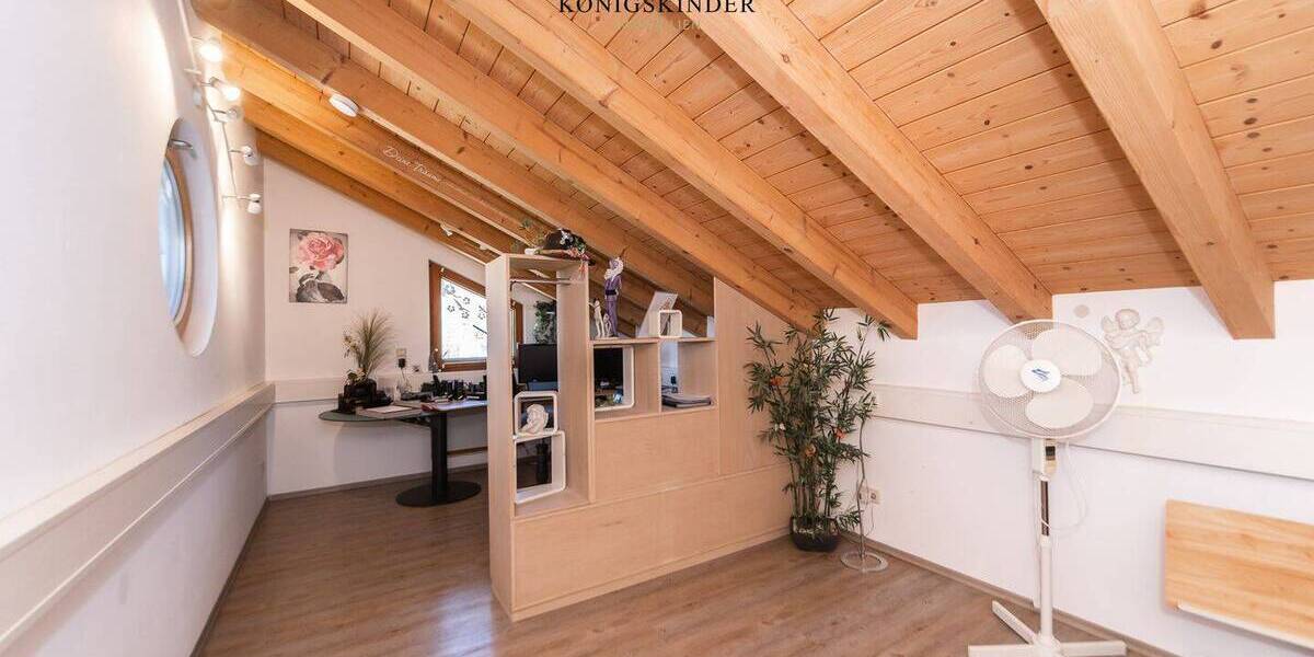 Einfamilienhaus Böhmenkirch Treffelhausen - 5 Zimmer, 248 m&sup2;, 699.000&euro; | Angebot:26450311