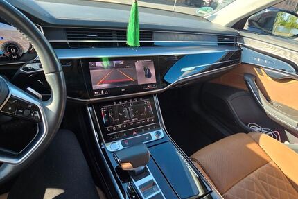 Audi A8 155.000 km 38.000 &euro; Frankfurt am Main 65929