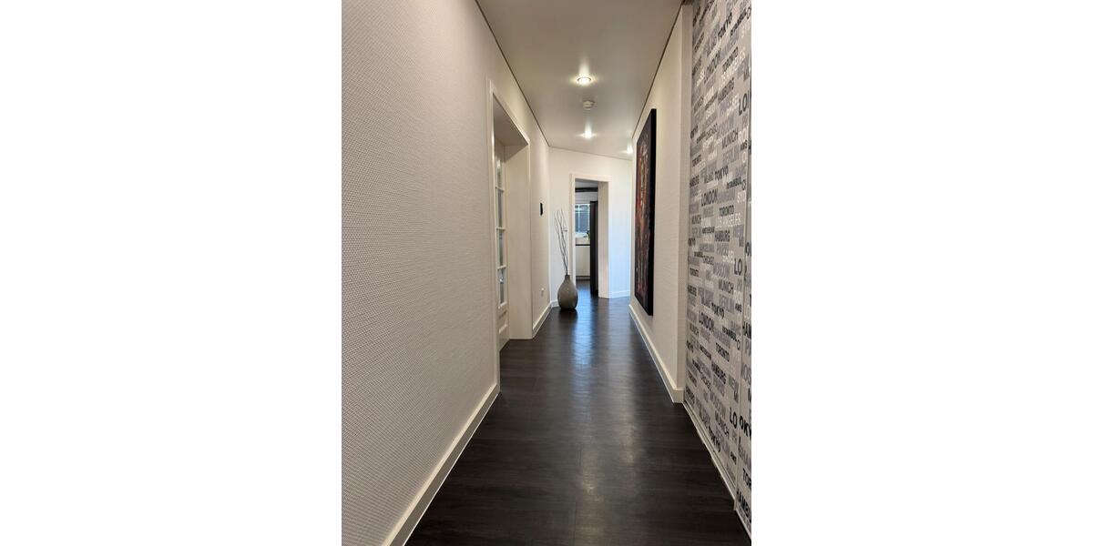 Etagenwohnung Saarbrücken West - 3 Zimmer, 90 m&sup2;, 250.000&euro; | Angebot:26406355