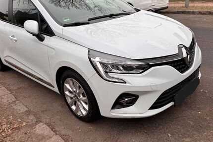 Renault Clio 21.245 km 14.400 &euro; Berlin 13505