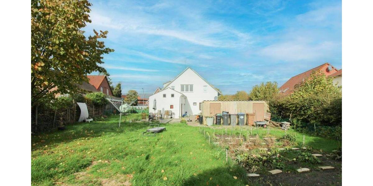 Mehrfamilienhaus, Wohnhaus Zetel - 9 Zimmer, 299.000&euro; | Angebot:26657581