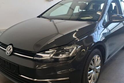 VW Golf 179.629 km 10.990 &euro; Braunschweig 38122