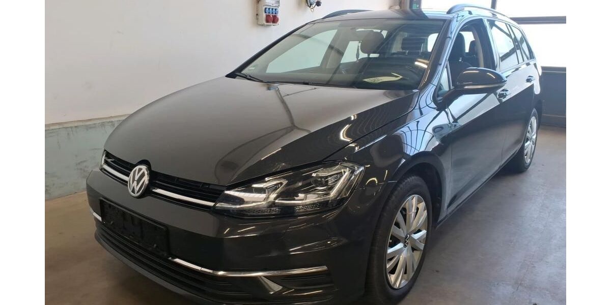 VW Golf 179.629 km 10.990 &euro; Braunschweig 38122