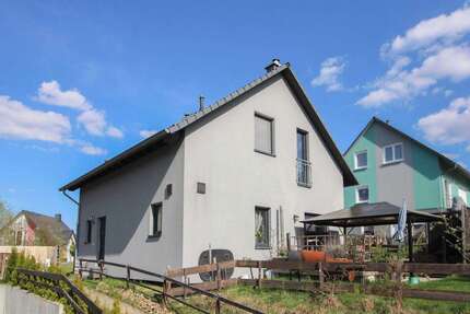 Haus Sebnitz - 4 Zimmer, 120 m&sup2;, 349.000&euro; | Angebot:26763833
