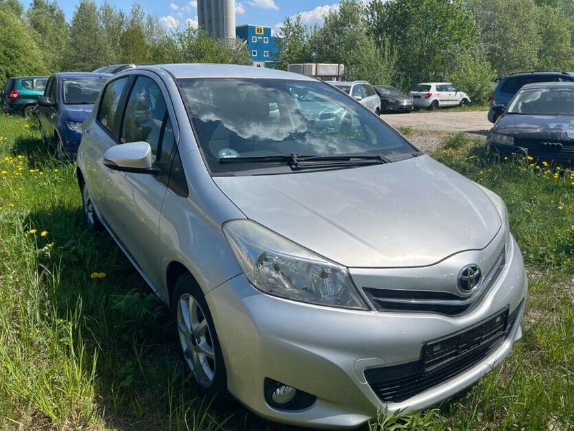 Yaris