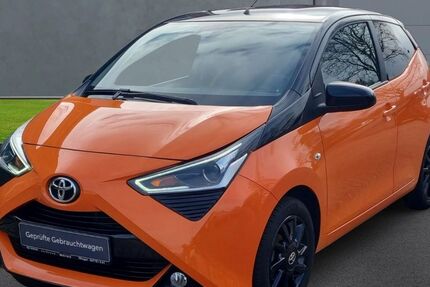 Toyota Aygo (X) 56.066 km 9.900 &euro; Wingst 21789