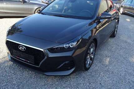 Hyundai i30 111.719 km 13.990 &euro; Ismaning 85737