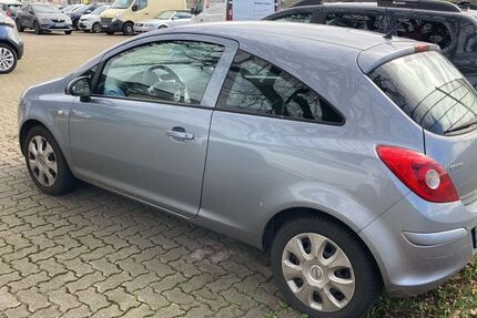 Opel Corsa 160.000 km 1.950 € Lübeck 23552