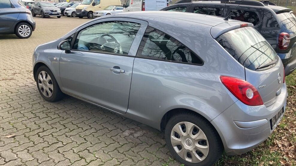 Opel Corsa 160.000 km 1.950 € Lübeck 23552