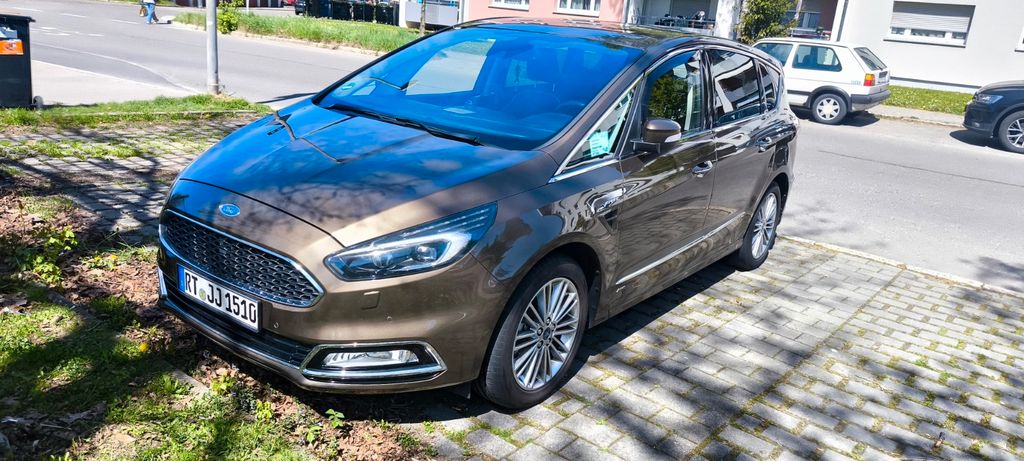 Ford S-Max 98.600 km 17.000 &euro; Metzingen 72555