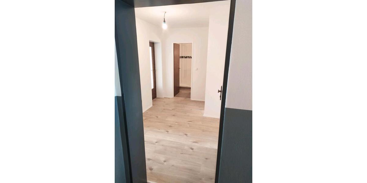 Dachgeschoßwohnung Stolberg (Rhld.) Büsbach - 3 Zimmer, 65 m&sup2;, 159.000&euro; | Angebot:25953498