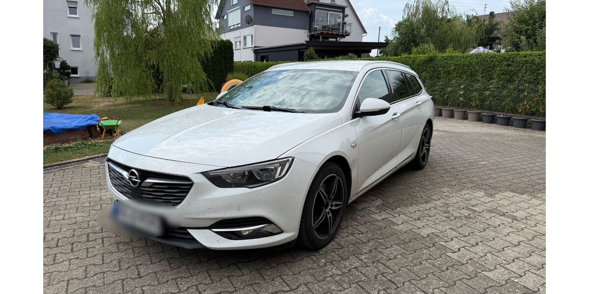 Opel Insignia 208.000 km 10.450 &euro; Oberndorf 78727