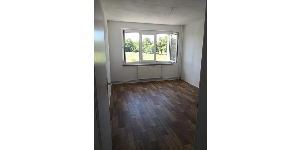 Etagenwohnung Kamenz - 4 Zimmer, 77 m&sup2;, 470&euro; | Angebot:24781602