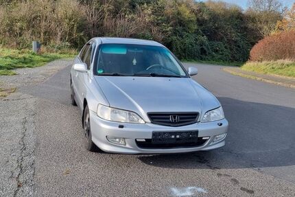Honda Accord 228.000 km 3.650 &euro; Dormagen 41539
