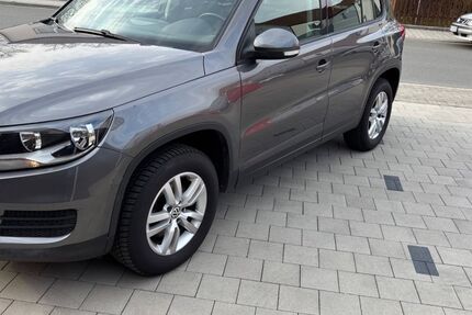VW Tiguan 68.000 km 11.499 &euro; Bayreuth 95447
