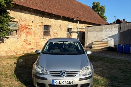 VW Golf 127.500 km 3.700 &euro; Pfatter 93102