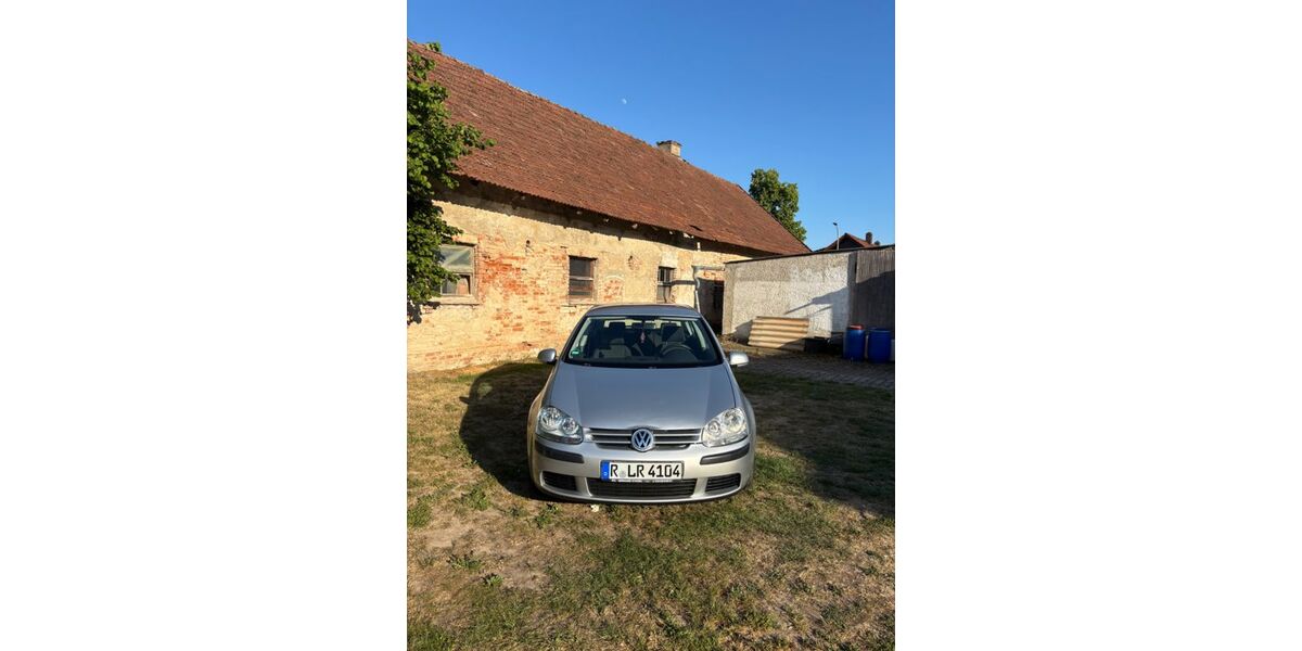 VW Golf 127.500 km 3.700 &euro; Pfatter 93102