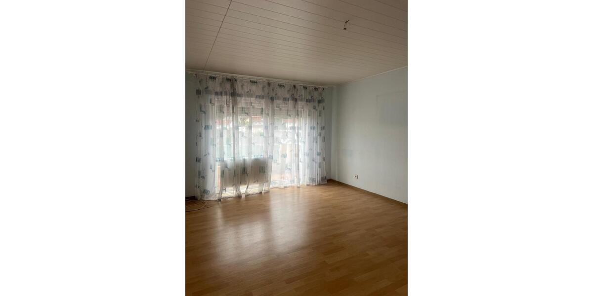 Etagenwohnung Homburg - 2 Zimmer, 70 m&sup2;, 140.000&euro; | Angebot:26957686