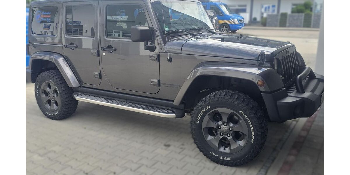 Jeep Wrangler 112.300 km 31.800 &euro; Königsbrunn 86343