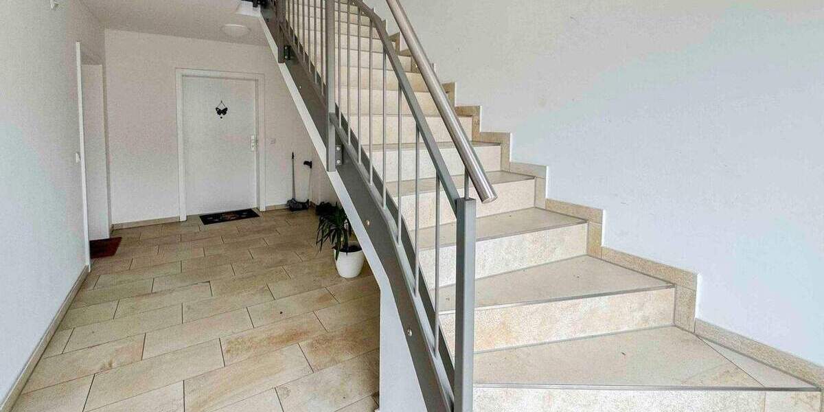 Etagenwohnung Teublitz Saltendorf - 3 Zimmer, 76 m&sup2;, 348.000&euro; | Angebot:24858573