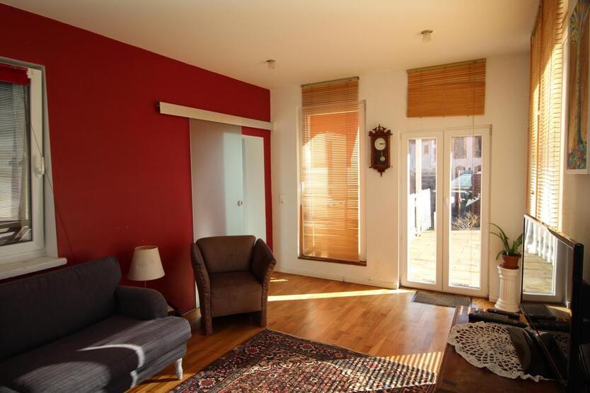 Schöne, Wohnung mit Terrasse und Garten