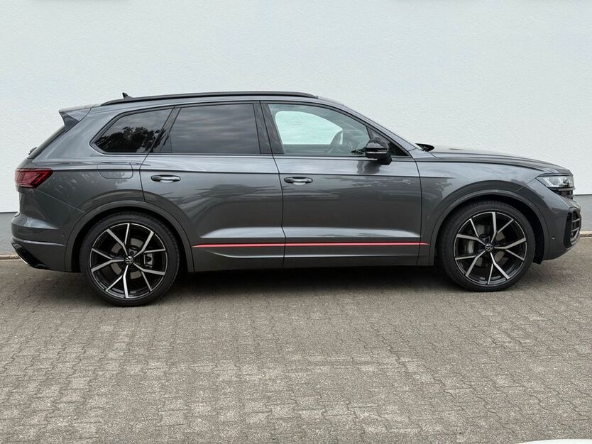 VW Touareg 9.950 km 79.850 € Schkeuditz 04435