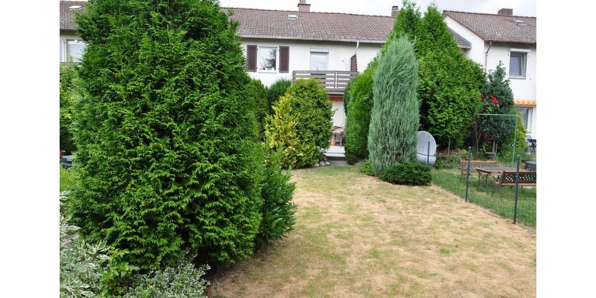 Reihenhaus Ludwigshafen am Rhein Rheingönheim - 4 Zimmer, 92 m&sup2;, 1.200&euro; | Angebot:24652312