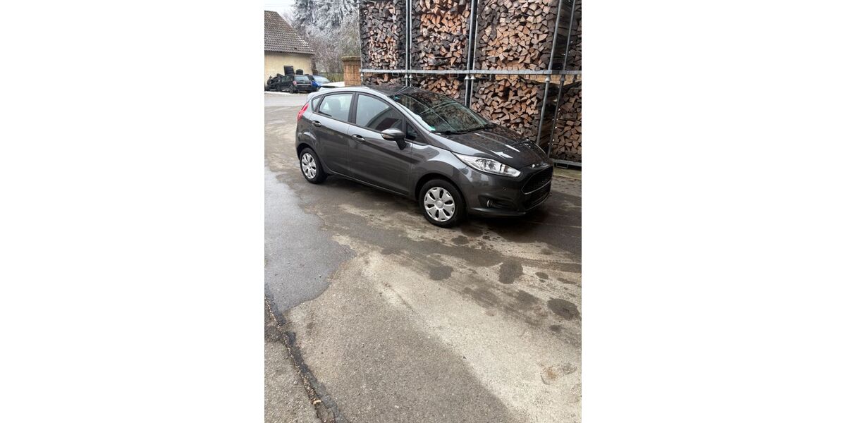 Ford Fiesta 87.000 km 6.600 &euro; Unlingen 88527