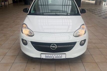 Opel Adam 93.000 km 5.690 &euro; Hameln 31785
