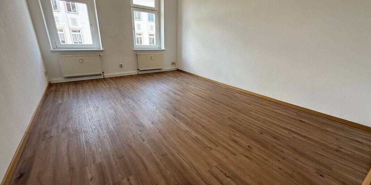 Etagenwohnung Chemnitz Lutherviertel - 5 Zimmer, 141 m&sup2;, 990&euro; | Angebot:26672704