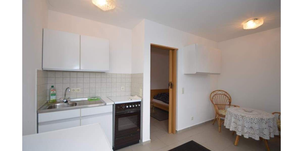 Vielseitiges Unternehmer-Anwesen in Bestzustand! Wohnen. Arbeiten. Leben. Freystadt - Forchheim 9 zimmer