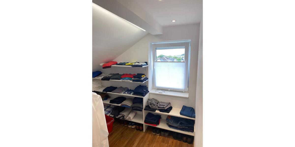 Dachgeschoßwohnung Baunatal - 2.5 Zimmer, 65 m&sup2;, 850&euro; | Angebot:26325832