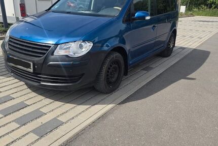 VW Touran 300.000 km 2.000 &euro; Waldachtal 72178