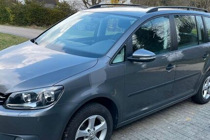 VW Touran 146.112 km 9.490 &euro; Schwäbisch Gmünd 73527