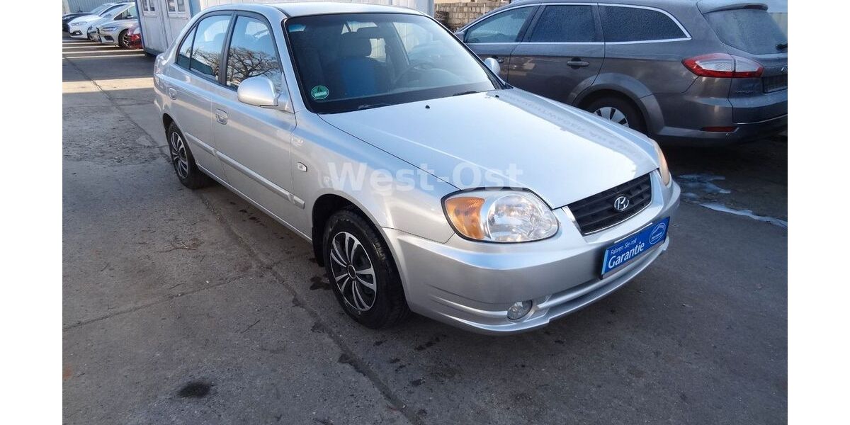 Hyundai Accent 165.000 km 1.250 &euro; Berlin 13127