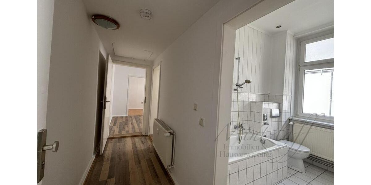 Etagenwohnung Stendal - 2 Zimmer, 37 m&sup2;, 295&euro; | Angebot:26386084