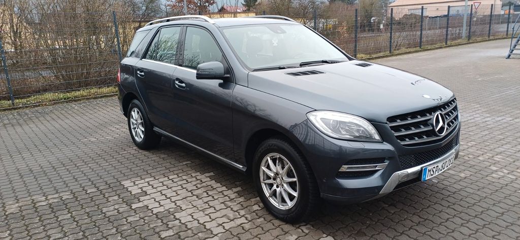 Mercedes-Benz ML 250 290.300 km 11.999 &euro; Margetshöchheim 97276
