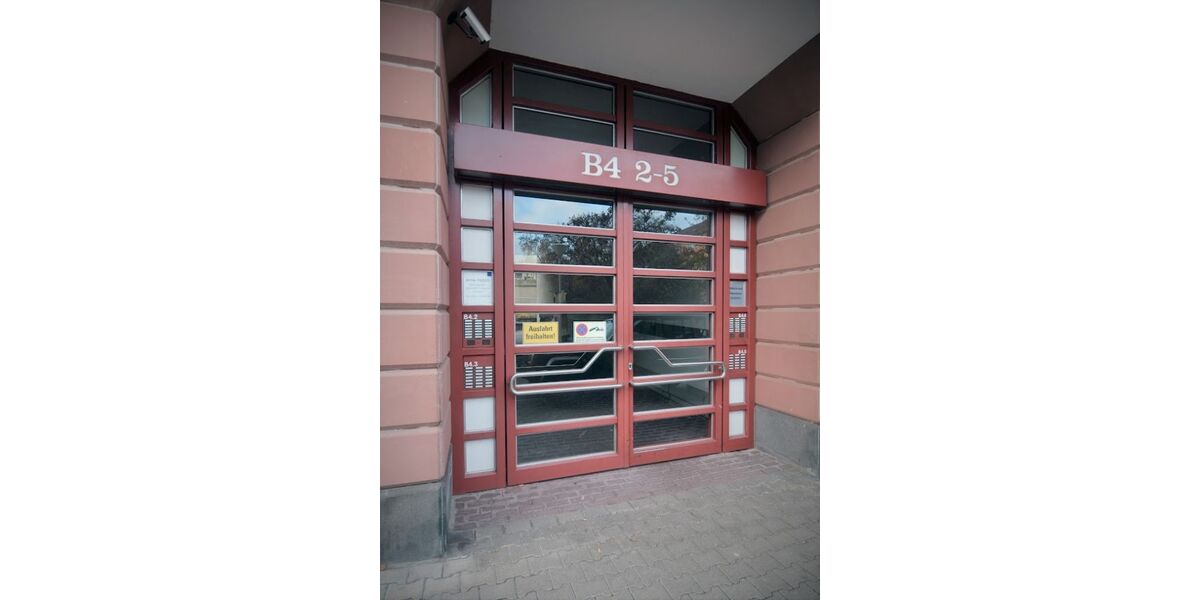 Provisionsfrei* Bezugsfrei: DG mit Terrasse & TG-Stellplatz am Schillerplatz - Dachgeschoßwohnung Mannheim | Angebot:24569761